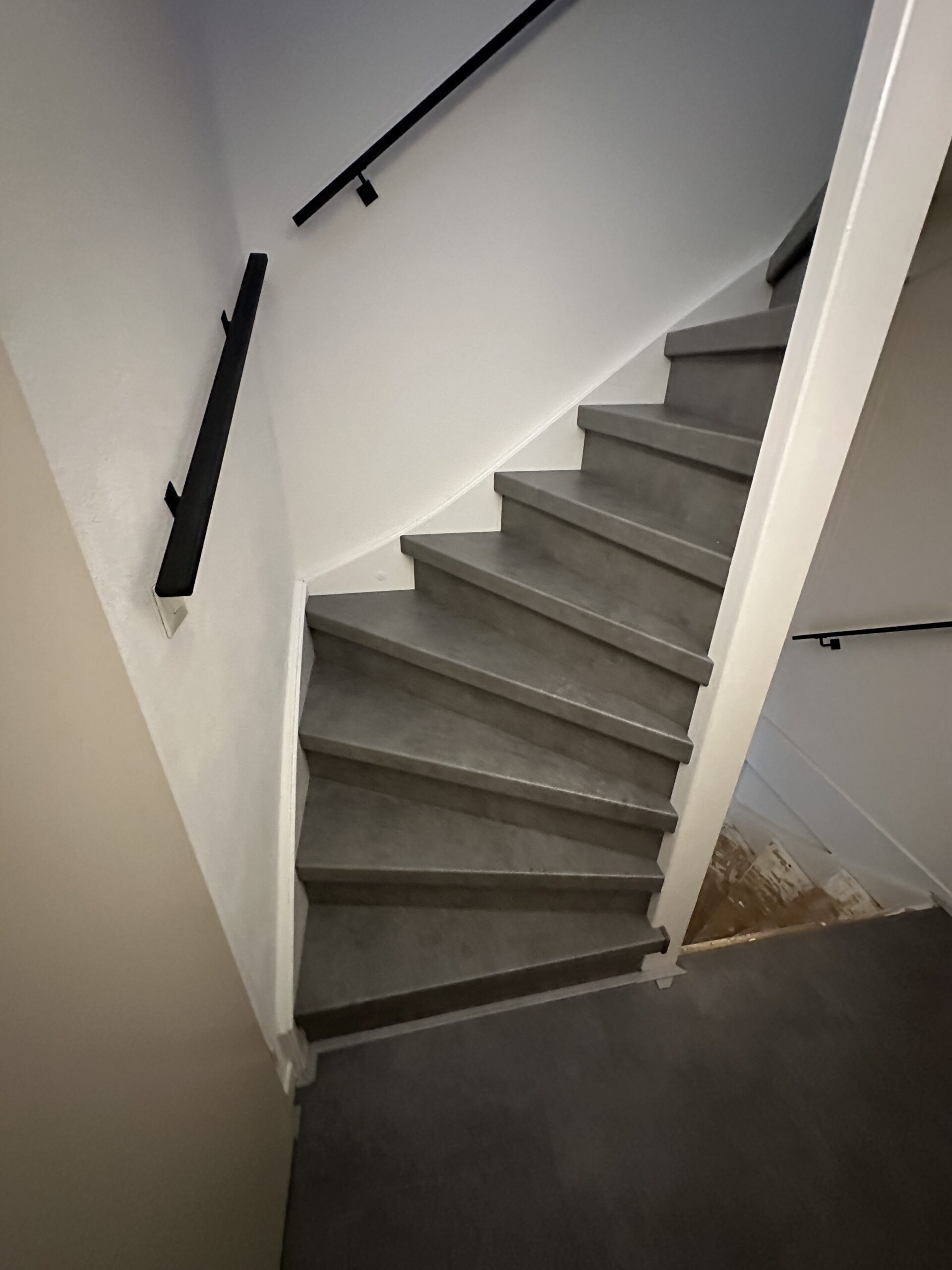 Betonlook traprenovatie Den Haag