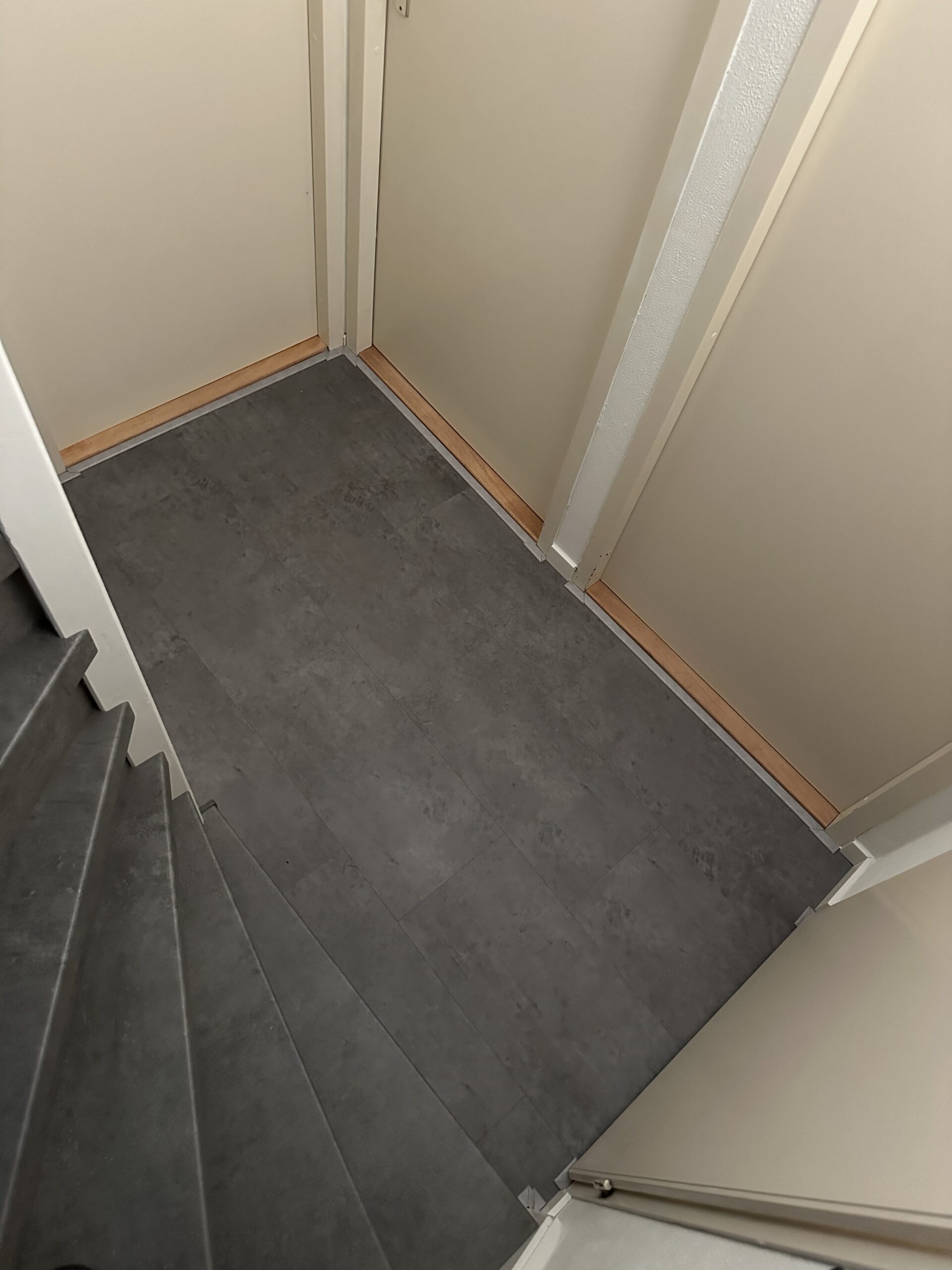 Betonlook traprenovatie Den Haag