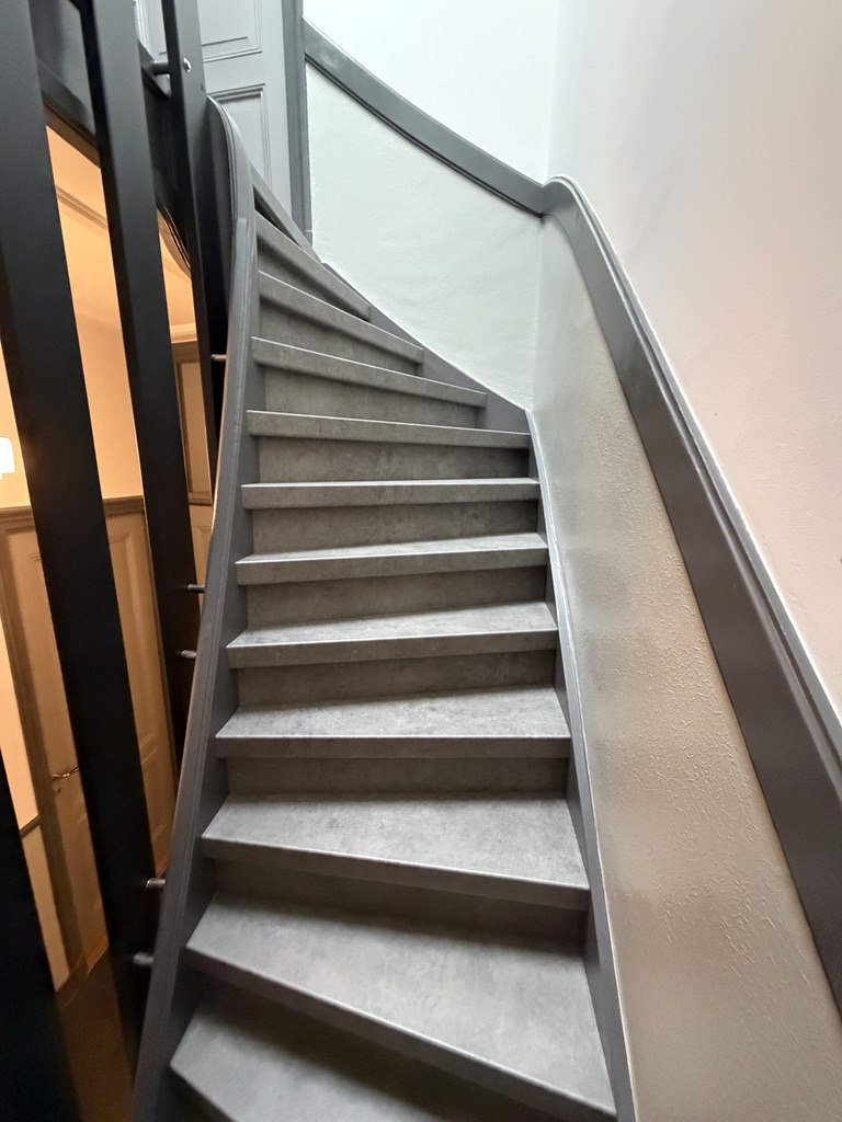 traprenovatie Rijswijk beton decor